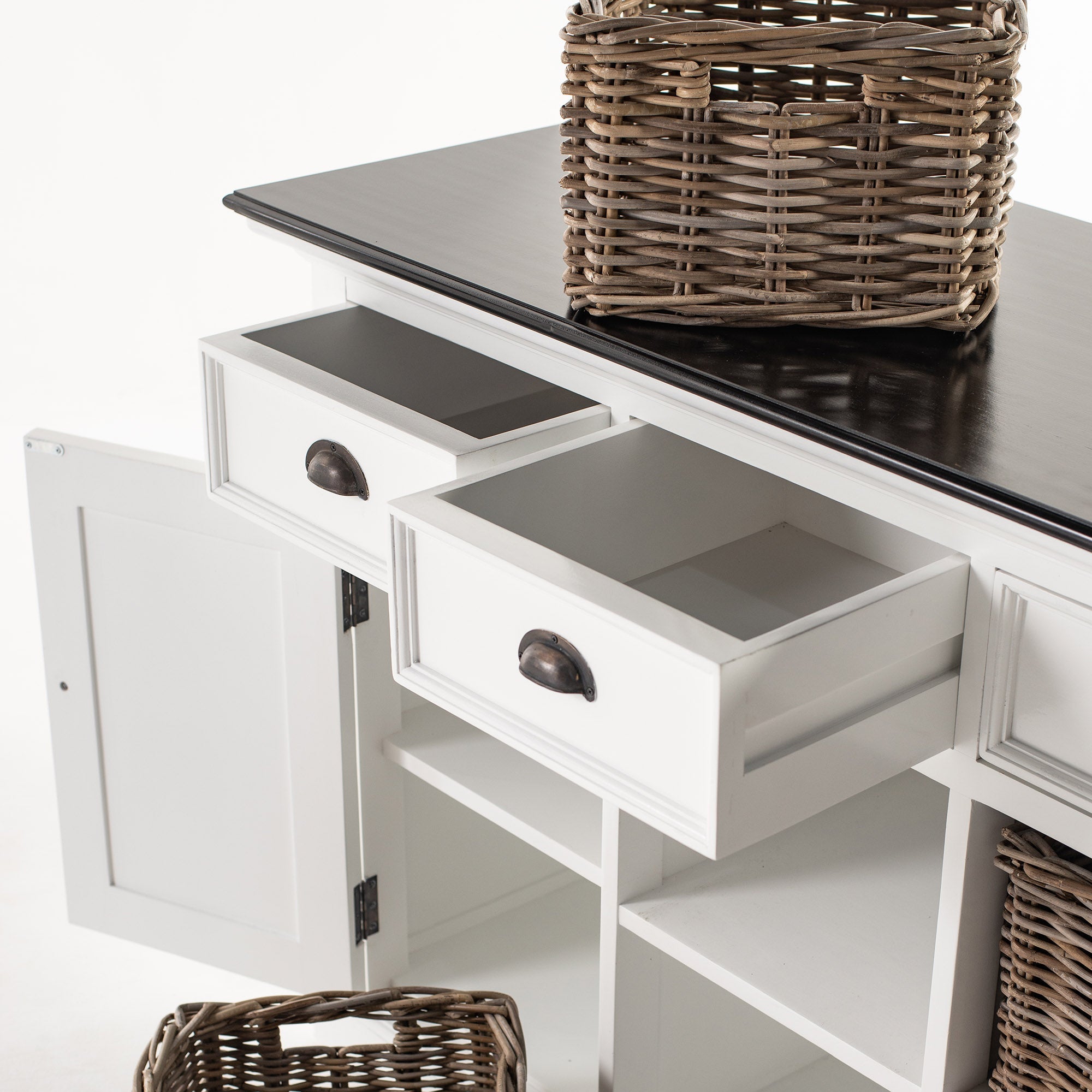 Halifax Contrast Buffet with 4 Baskets